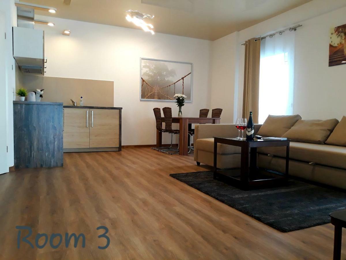 Modernes Apartment Metzingen Mittelstadt Eksteriør billede